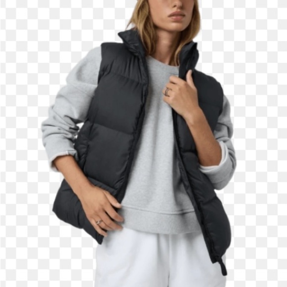 Vuori Charcoal Puffer Vest
